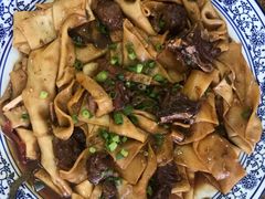 -壹阁胡羊焖饼(特色小吃街店)