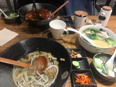 -俏湘私房菜(国贸店)