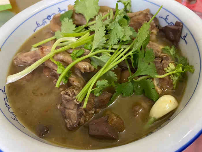 阿旺餐馆-"连着3天都吃这家 老板nice 份量足 ."-大众点评移动版