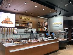 -Laderach 莱德拉(上海环贸iapm店)