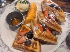 冰淇淋华夫-藏书馆咖啡LibraryCoffee·Bistro(牡丹园店)