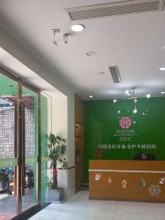 -苗医生专业祛痘·皮肤管理
