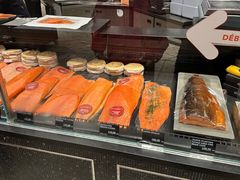 -乐蓬马歇百货公司(Rive Gauche)