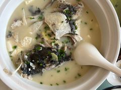 -天桥饭店·特色海鲜(金山嘴渔村店)