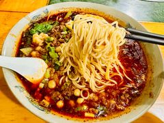 -丁丁猫重庆小面(徐州路店)