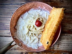 -I HOLIC艾豪丽披萨(KKone店)