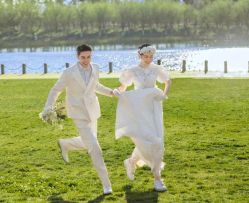 -挪娅婚纱摄影皇家会所