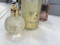 -伦敦比斯特购物村