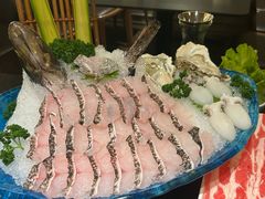 -鲜入唯煮·港式海鲜牛肉火锅(金宝街店)