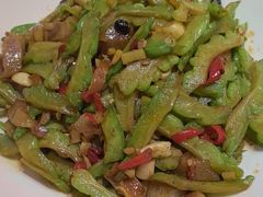 -黄泥岗·地道湖北菜(奥特莱斯店)