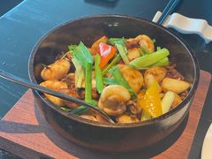 砂锅目鱼仔-馋遇江南·精致湖景雅宴(东方之门店)