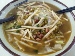 -龙记桂林米粉(财满街店)