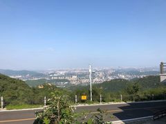 -定都峰
