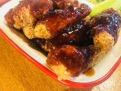 杰克丹尼酱鸡翅-Tube station站点比萨(王府井百货店)