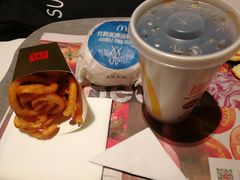 -麦当劳(杨林得来速店)