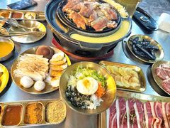 -胡悦里韩式烤肉(芝罘万达广场店)