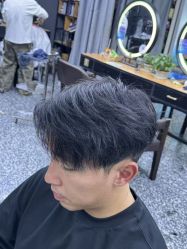 -藤野造型专业烫染接发