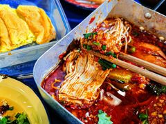 -马路边边串串香(苗栗路店)
