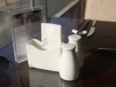 桌面一角-北京港澳中心瑞士酒店·瑞士咖啡厅·自助餐