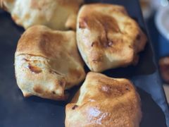 新疆烤包子-伊带伊路新疆美食府(呼家楼店)