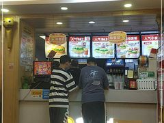 -华莱士·炸鸡汉堡(吉祥街店)