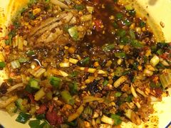 -拈签一笑黄牛肉辣卤串串