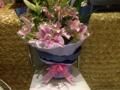 -FEI FEI FLOWER鲜花店·气球派对·宝宝宴布置(虹口德必运动Loft店)