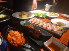 -山之屋炭火烧肉·生啤畅饮(大朗万科中央公园店)