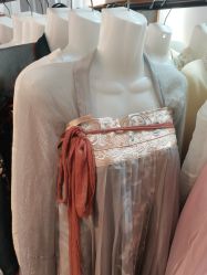 -汉仪华裳汉服馆(打浦桥店)