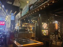 -军硕烤肉·部队火锅(二七万达店)