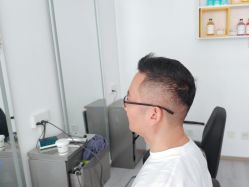-LILI·HAIR SALON理理造型