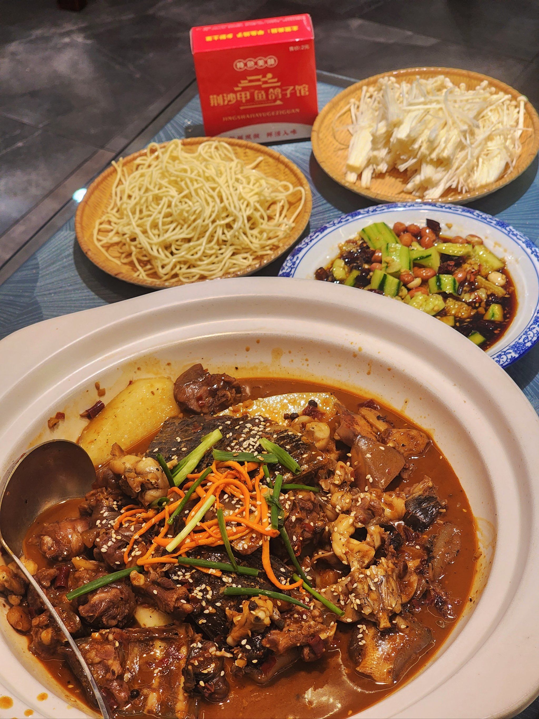 9892 这家甲鱼火锅店,无疑是美食界的经典.