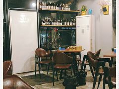 大堂-陈员外正宗夹江烧烤(广福路店)
