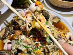 -日丰园海肠水饺·老字号大连海鲜(银泰城店)