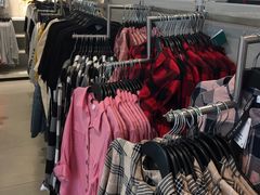 -H&M(天一广场店)