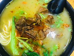 -志权牛肉面(灵山路店)