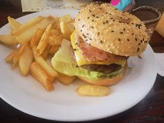 -12 Rocks Beach Bar Cafe