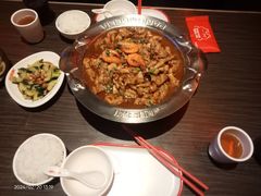-胖哥俩肉蟹煲(南宁江南万达店)
