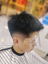 -尤司男士国潮理发馆