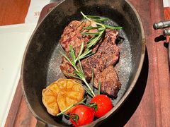 -NIUNIUPARK和牛螃蟹(龙湖杭州滨江天街店)