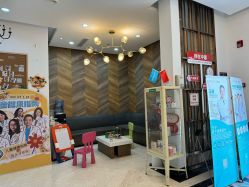 -睿宝儿科·眼科·口腔·康复(人民广场店)