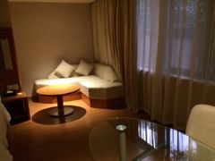 -全季酒店(广州越秀公园店)