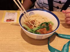 -禧凰·老上海白斩鸡辣肉面店