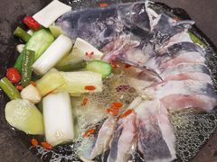 -鲜潭蒸汽石锅鱼(五道口购物中心店)