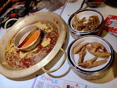 -哥老官重庆美蛙鱼头(松江地中海十八哥店)