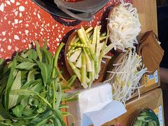 -赵美丽·重庆社区火锅·直营店(火车东站·中豪国际店)