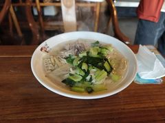 -杨阿六蒸缸羊肉面