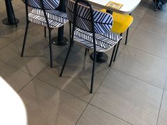 -麦当劳(莘松路芭比伦DT店)