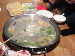-红牌美蛙鱼头火锅(万辉国际广场店)