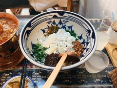 豆花米线-蜗牛小馆醉乡民谣云南菜(惠新西里店)